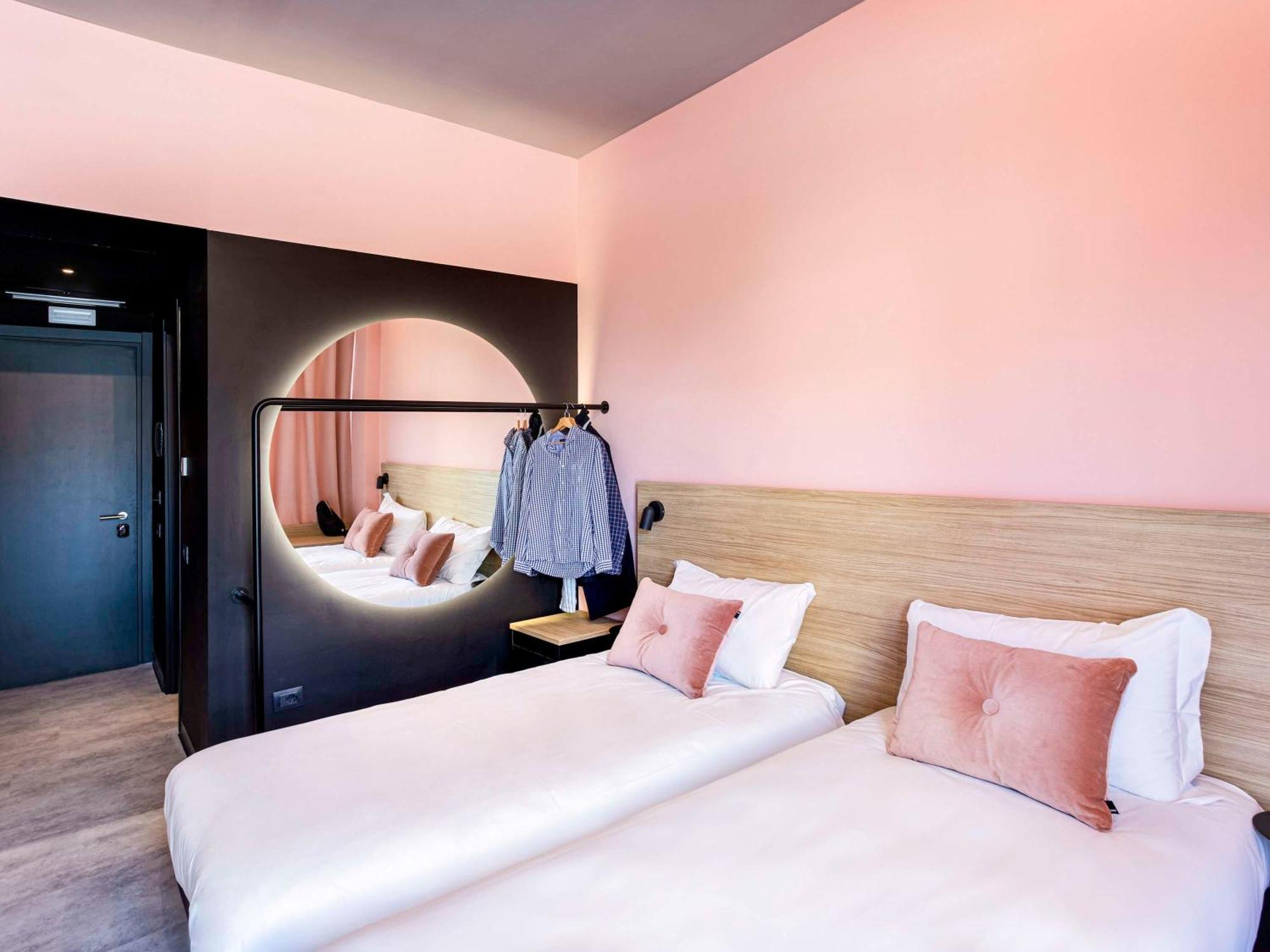 Ibis Styles Roma Aurelia Hotel Bagian luar foto